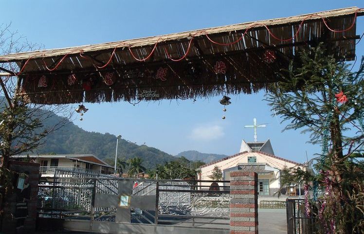 羅娜村天主教會