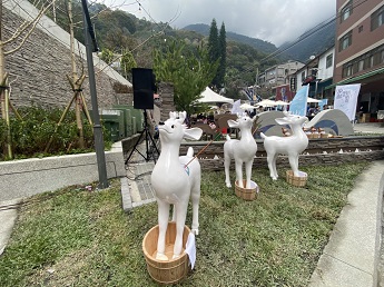 東埔溫泉季 水鹿療傷 東埔溫泉季 水鹿療傷